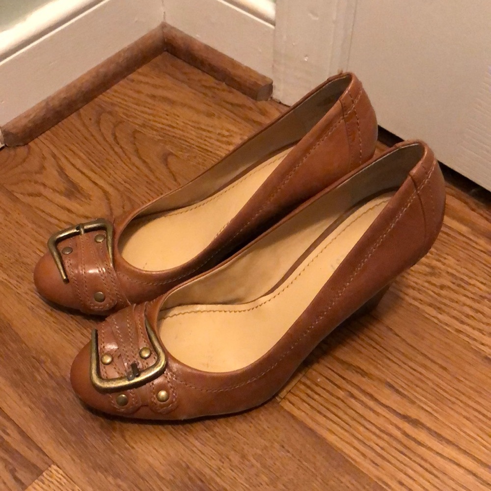 Nine West leather wedges